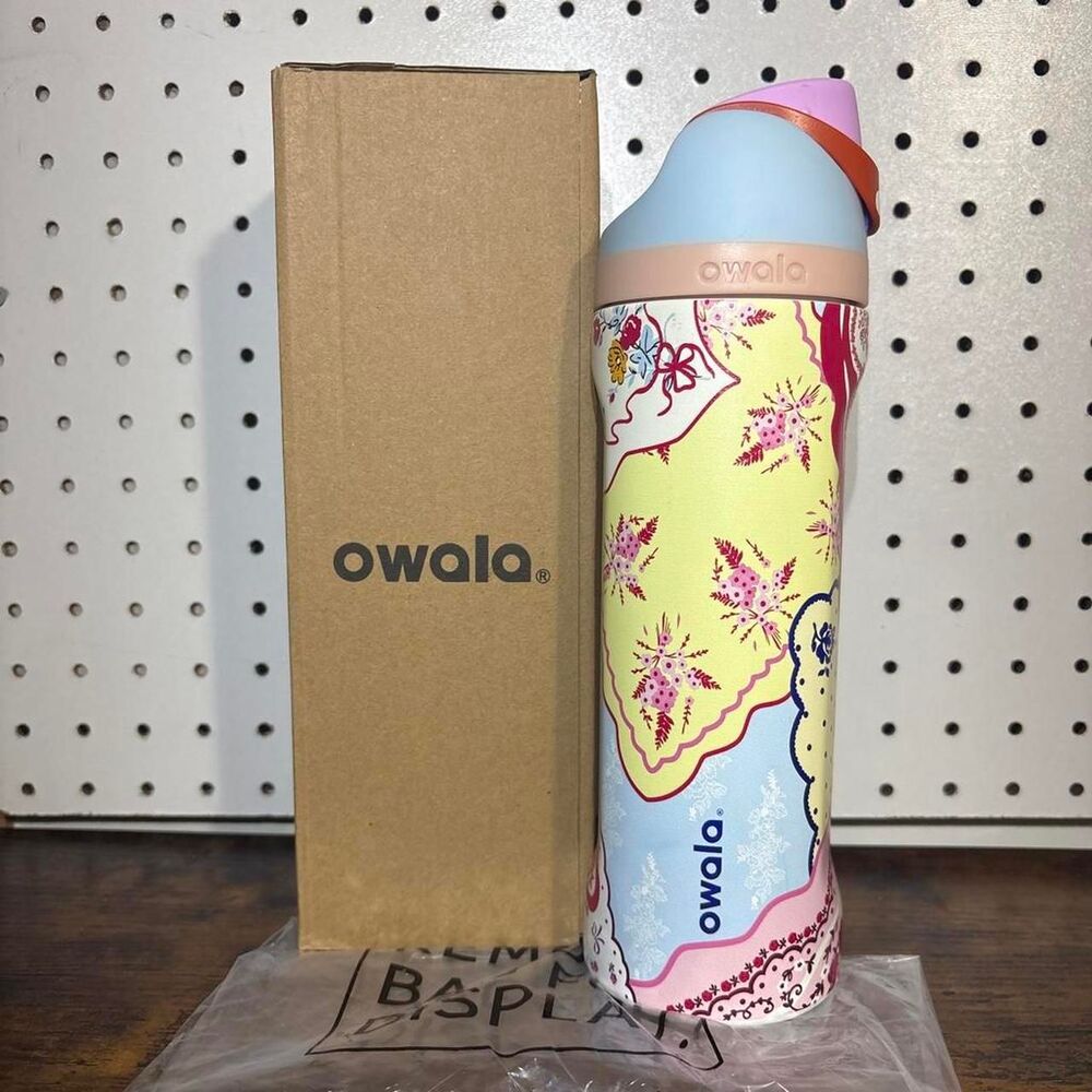 Owala FreeSip 24oz water bottle the limited-edition Urban Outfitters “Hankies”